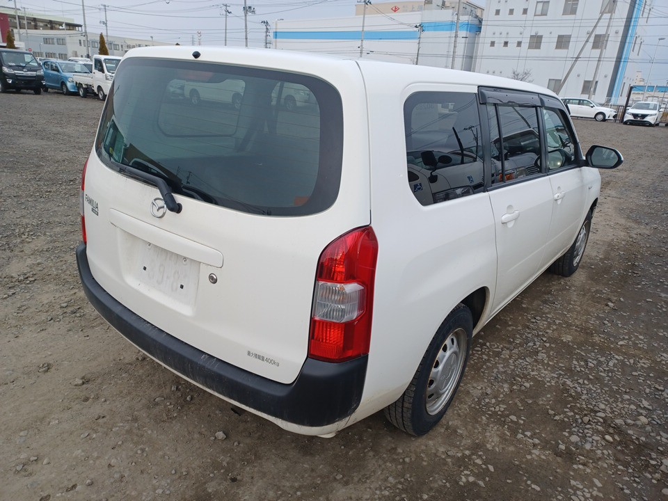 MAZDA FAMILIA