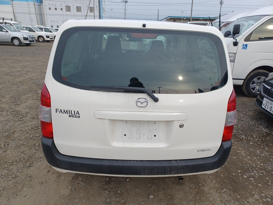 MAZDA FAMILIA