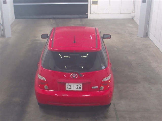TOYOTA IST
