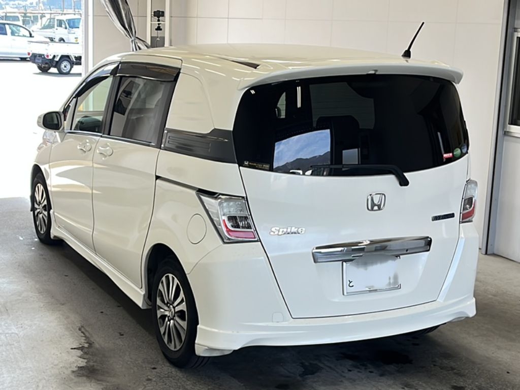HONDA FREED