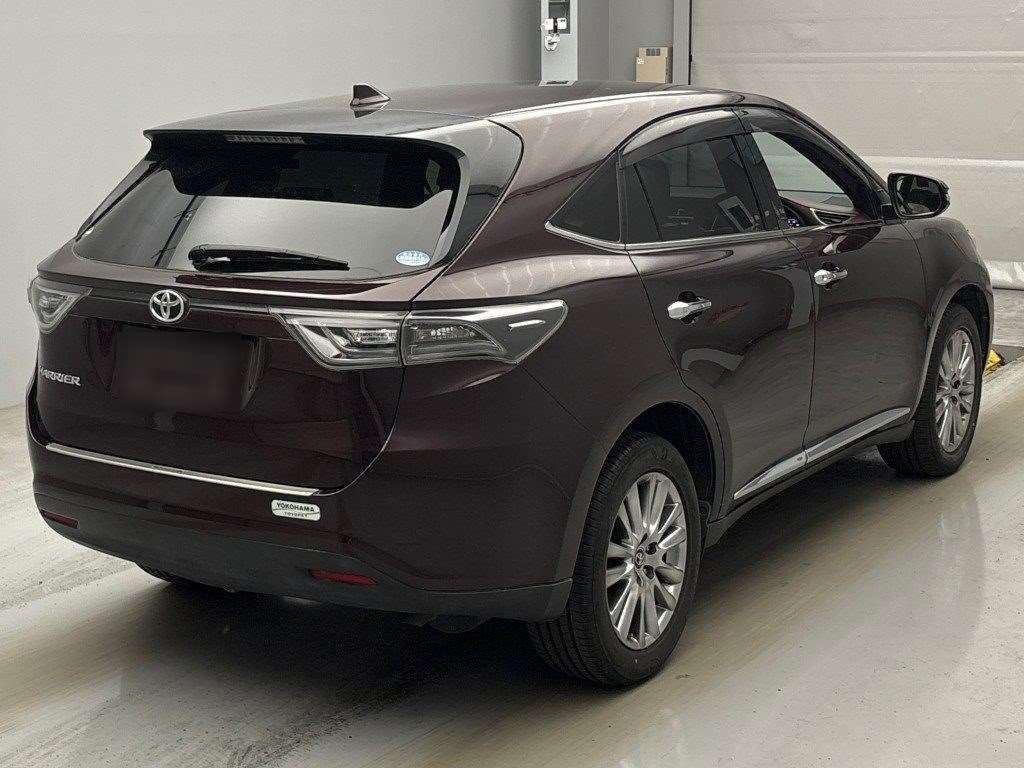 TOYOTA HARRIER
