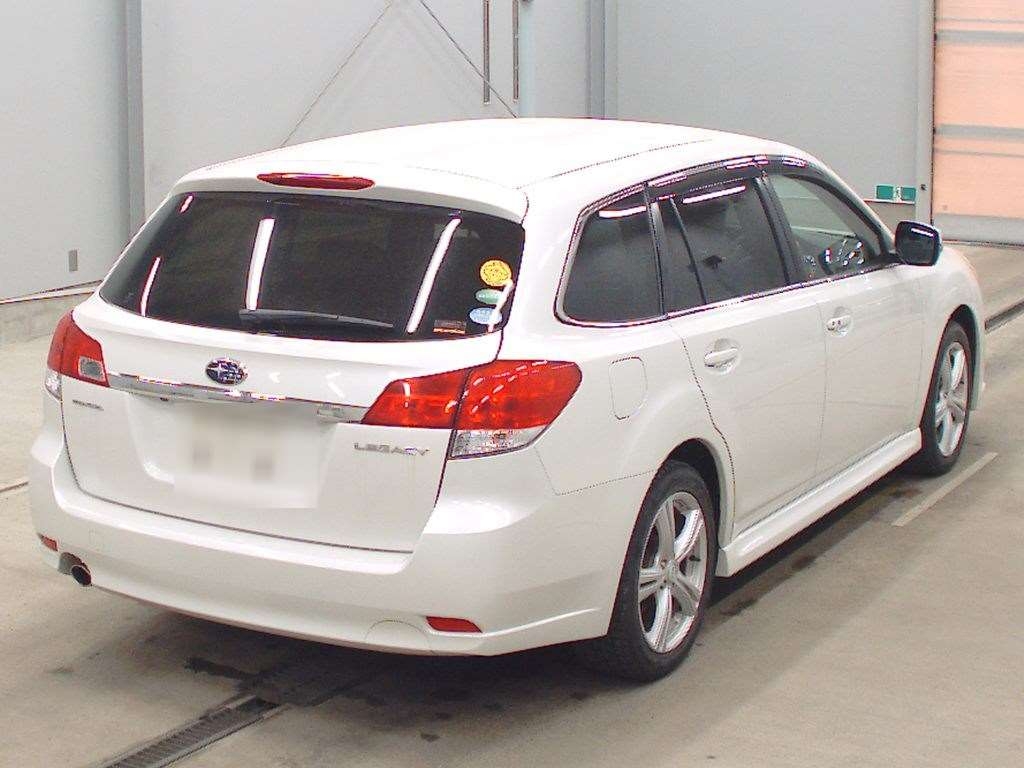 SUBARU LEGACY