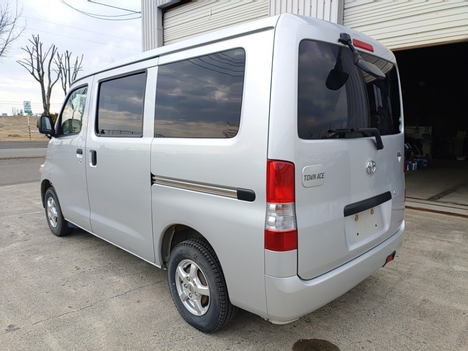 TOYOTA TOWN ACE