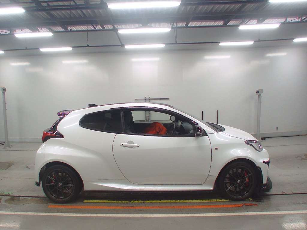 TOYOTA GR YARIS