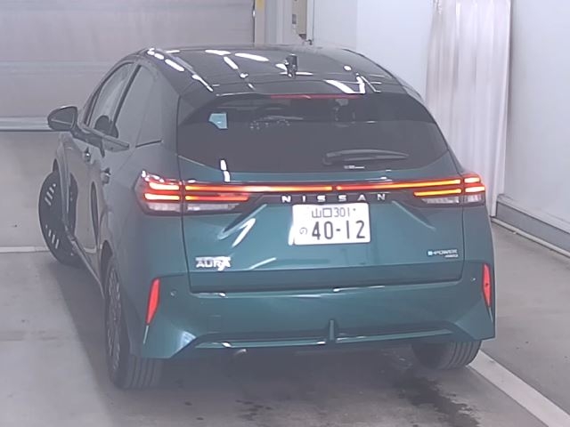 NISSAN AURA
