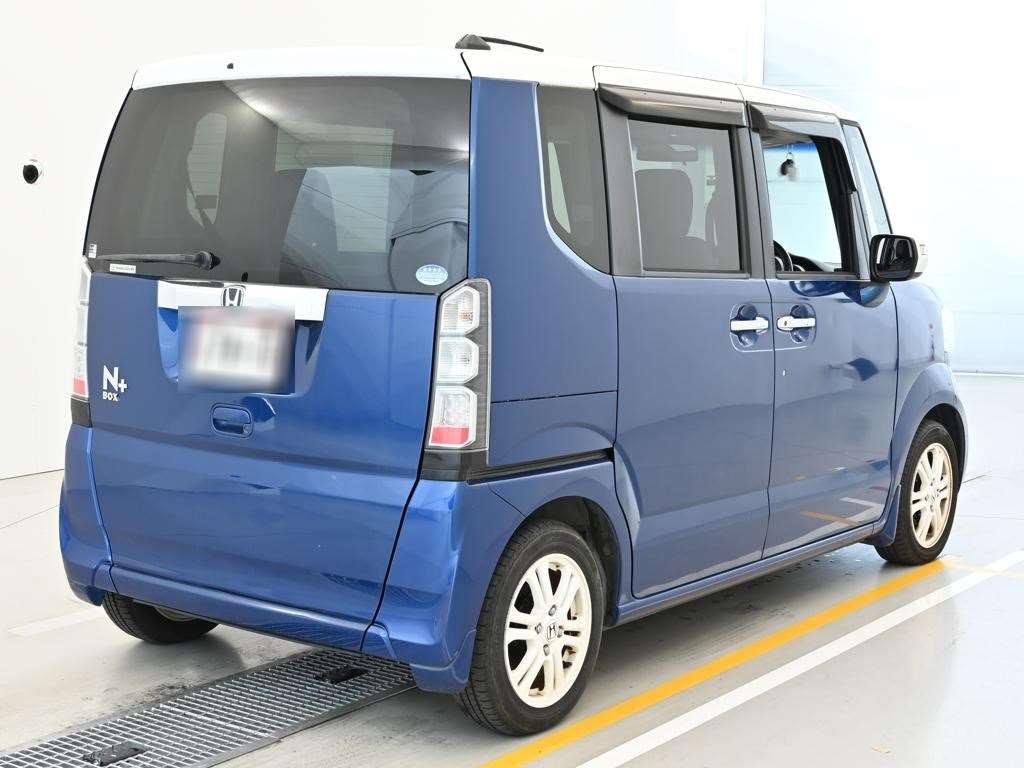 HONDA N-BOX+