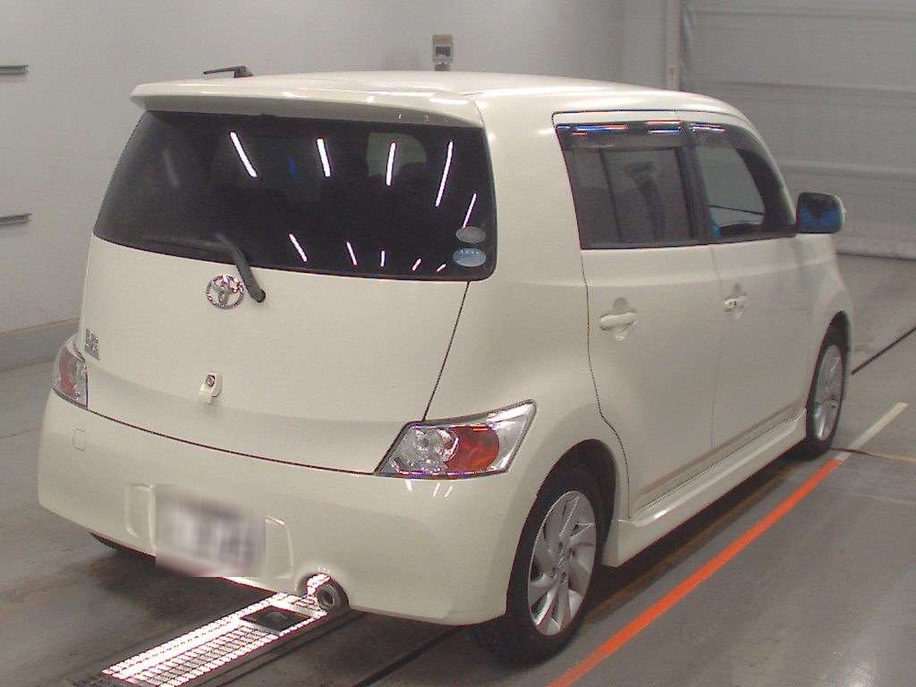 TOYOTA BB