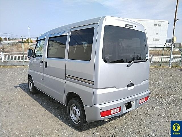 MITSUBISHI MINICAB