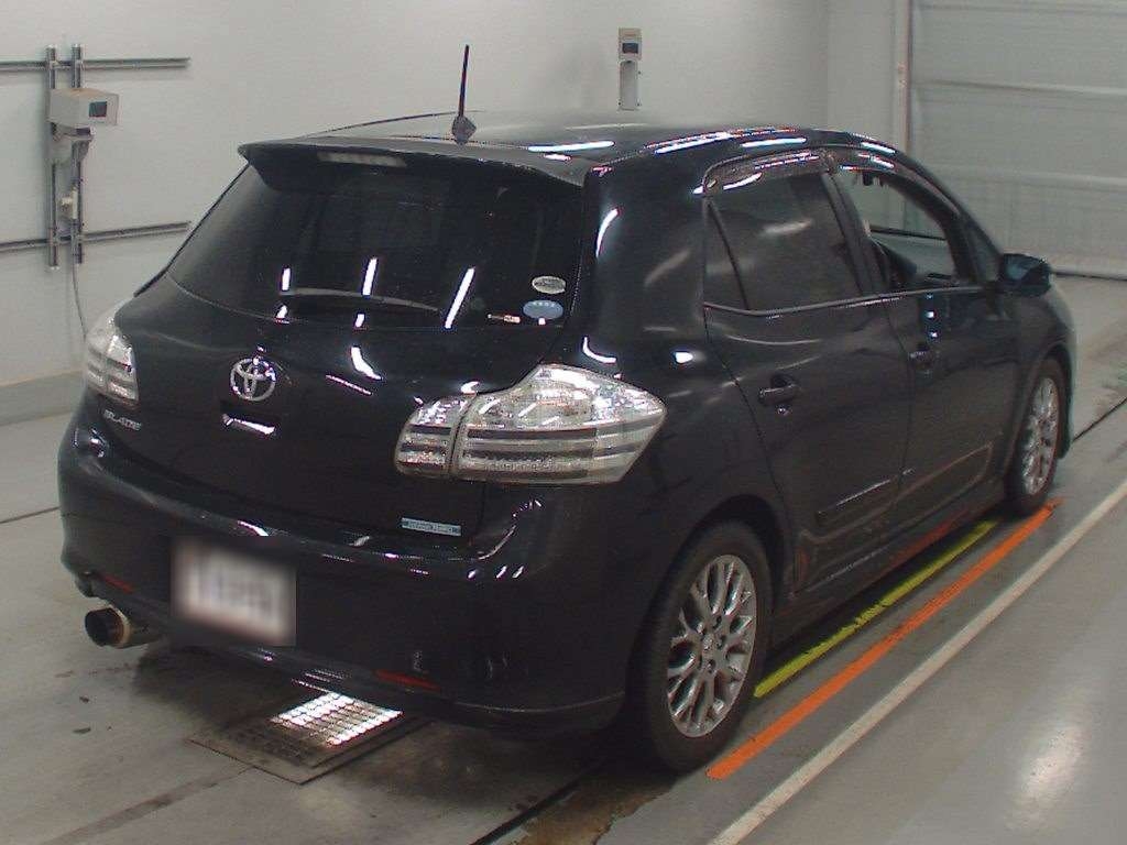 TOYOTA BLADE