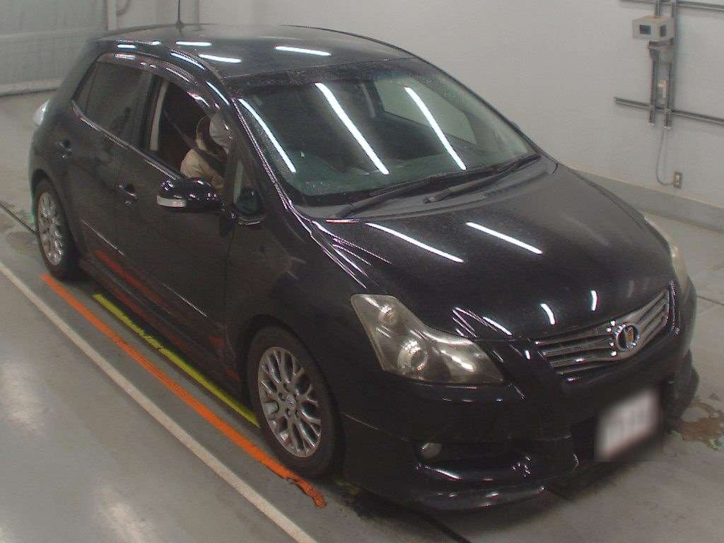 TOYOTA BLADE