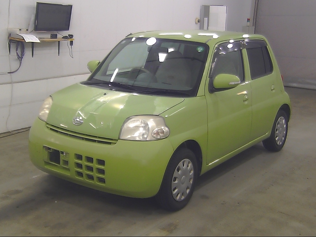 DAIHATSU ESSE