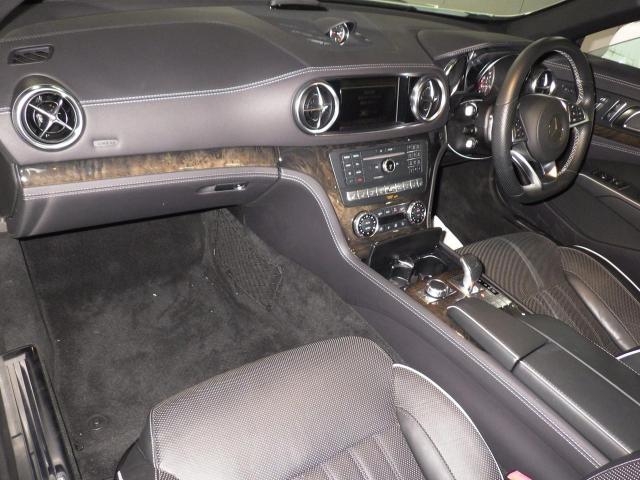 MERCEDES-BENZ SL-CLASS