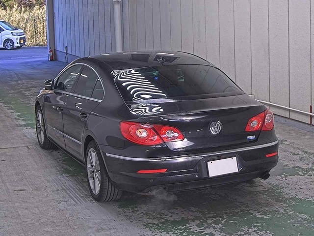 VOLKSWAGEN PASSAT CC