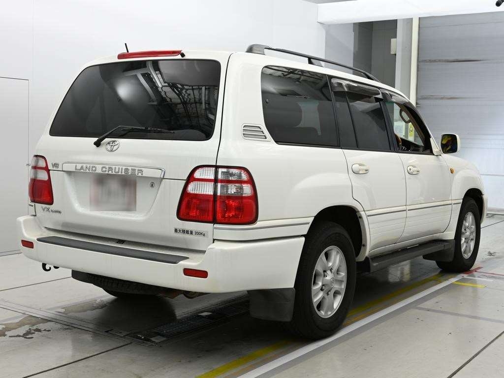TOYOTA LAND CRUISER
