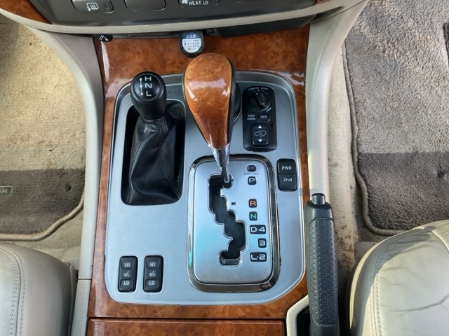 TOYOTA LAND CRUISER