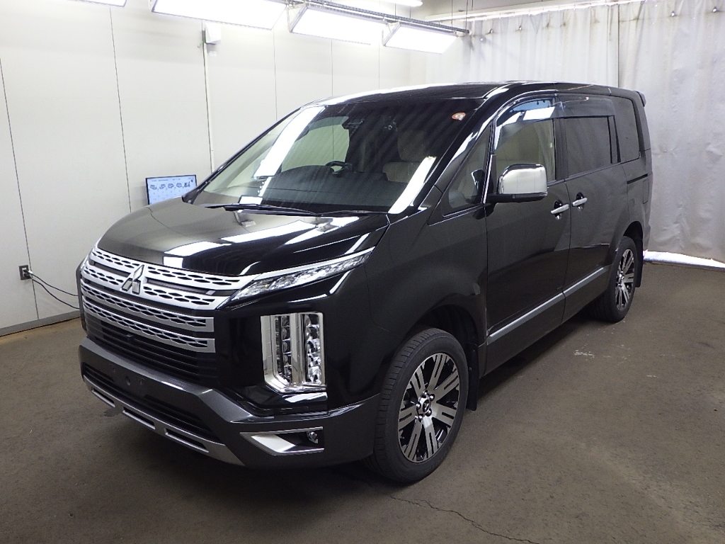 MITSUBISHI DELICA D:5