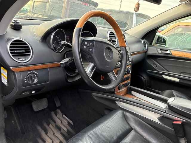 MERCEDES-BENZ GL-CLASS