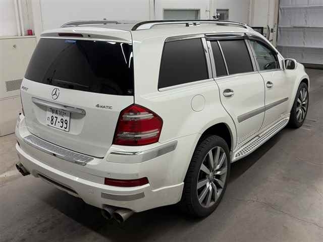 MERCEDES-BENZ GL-CLASS