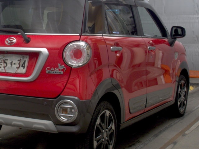 DAIHATSU CAST