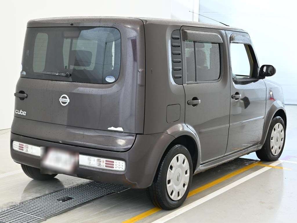 NISSAN CUBE