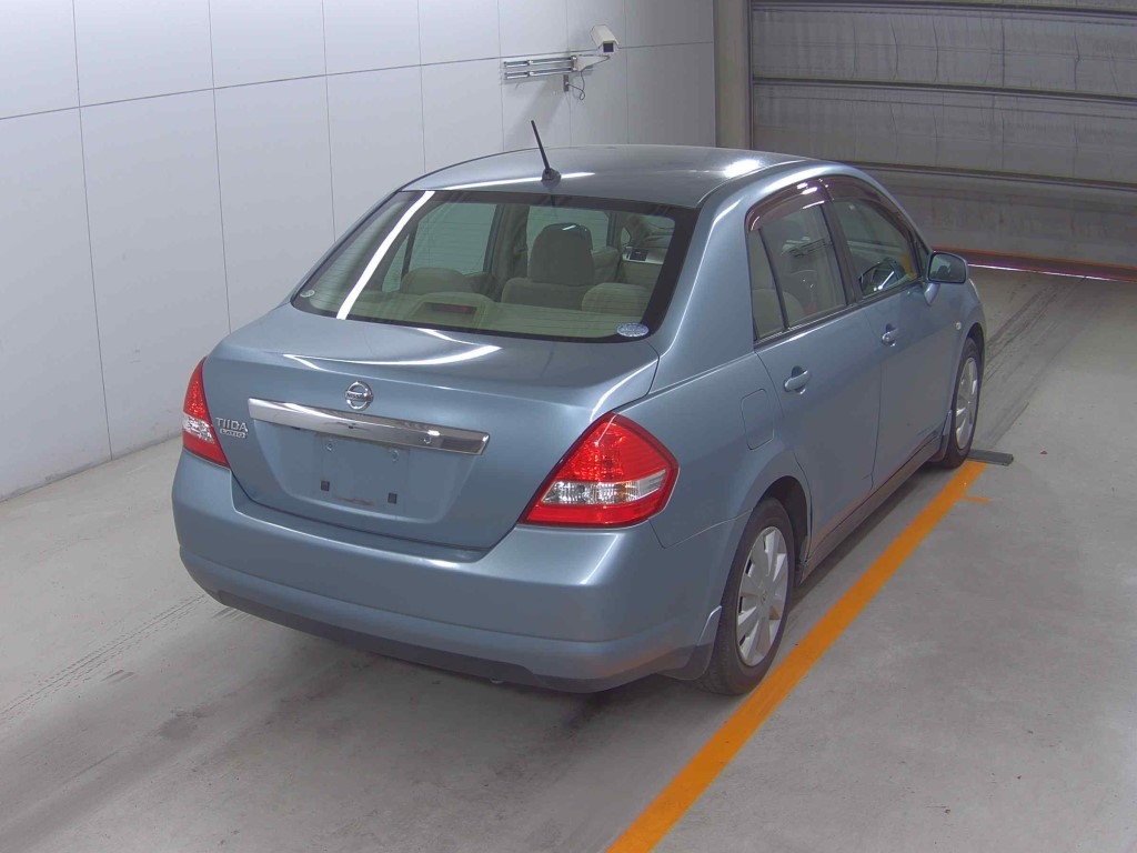 NISSAN TIIDA LATIO