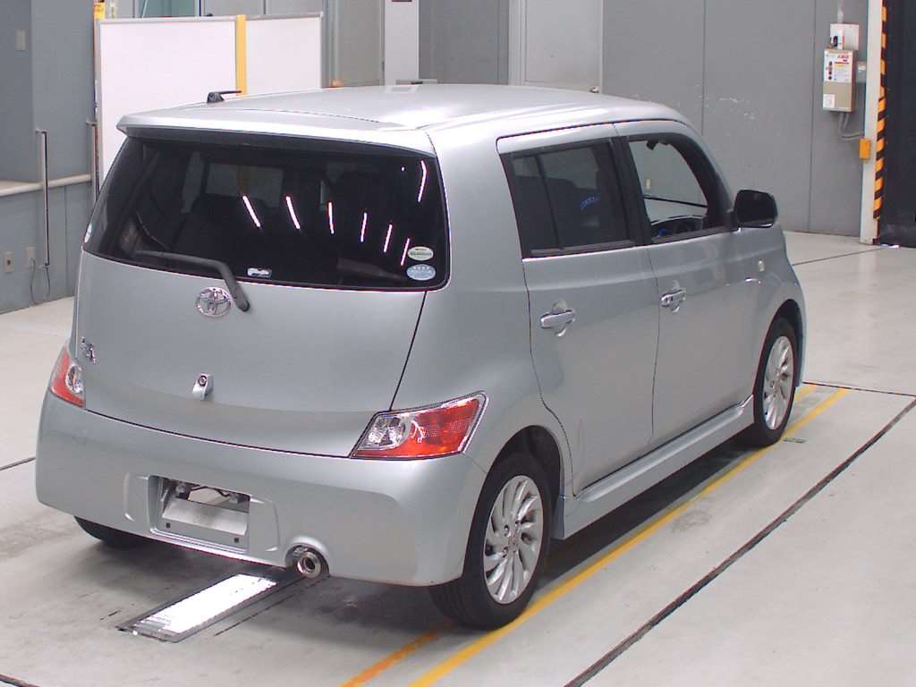 TOYOTA BB