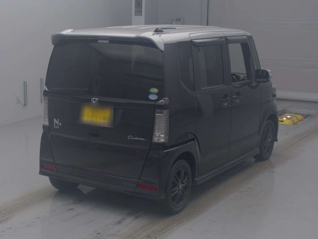 HONDA N-BOX+