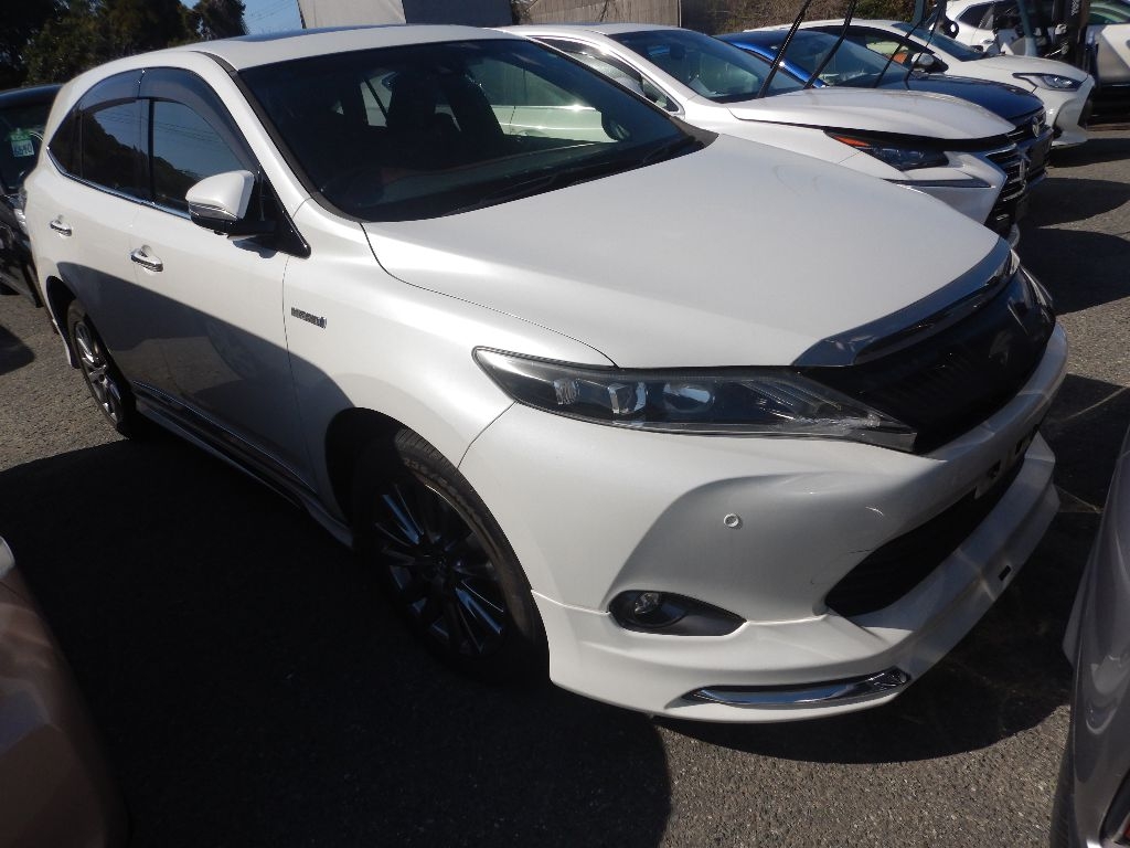 TOYOTA HARRIER
