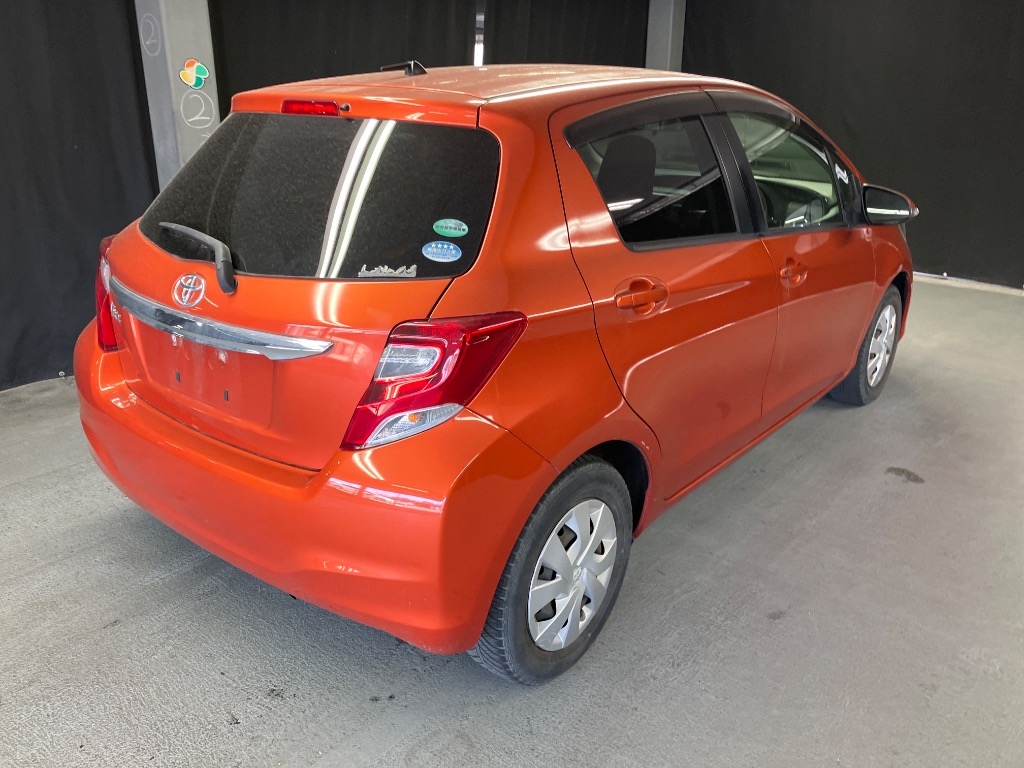 TOYOTA VITZ