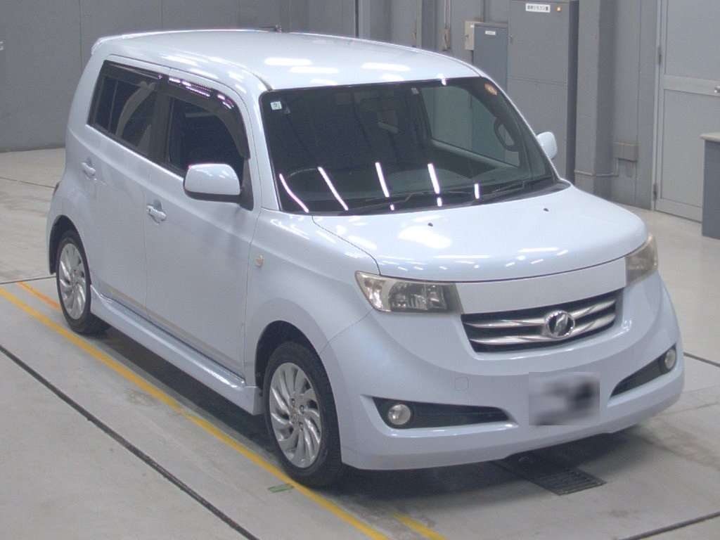 TOYOTA BB