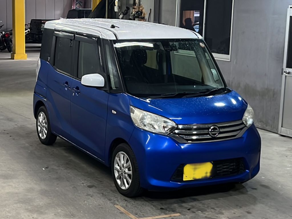 NISSAN DAYZ ROOX