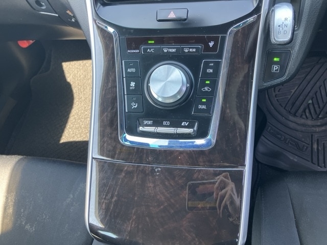 TOYOTA SAI