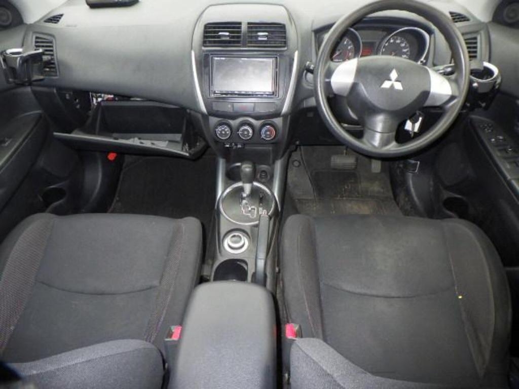 MITSUBISHI RVR