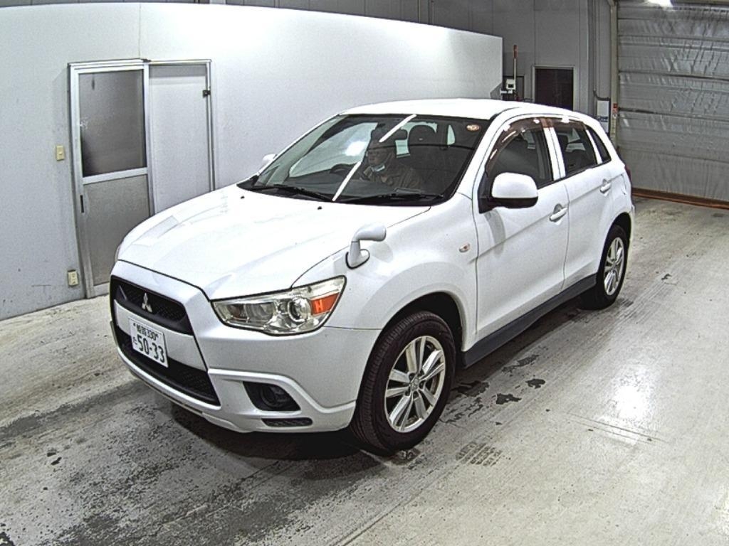 MITSUBISHI RVR