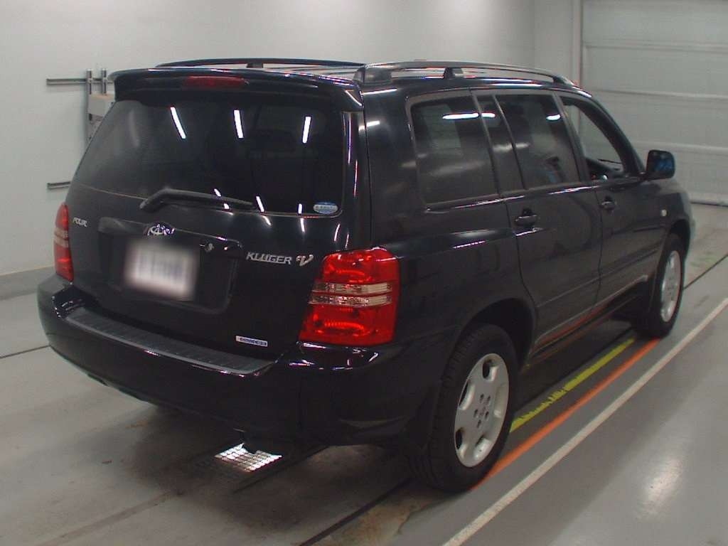 TOYOTA KLUGER V