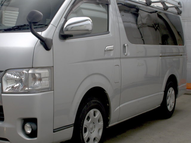 TOYOTA REGIUS ACE