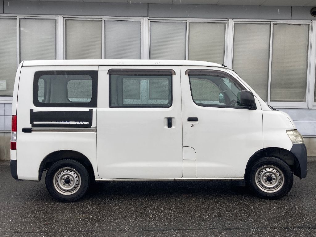 TOYOTA LITE ACE