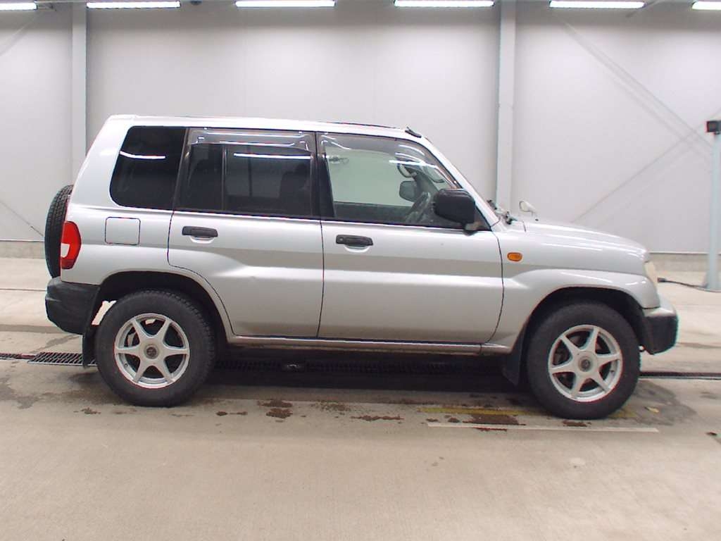 MITSUBISHI PAJERO IO