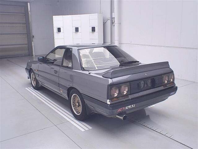 NISSAN SKYLINE