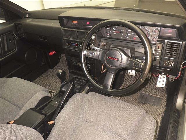 NISSAN SKYLINE