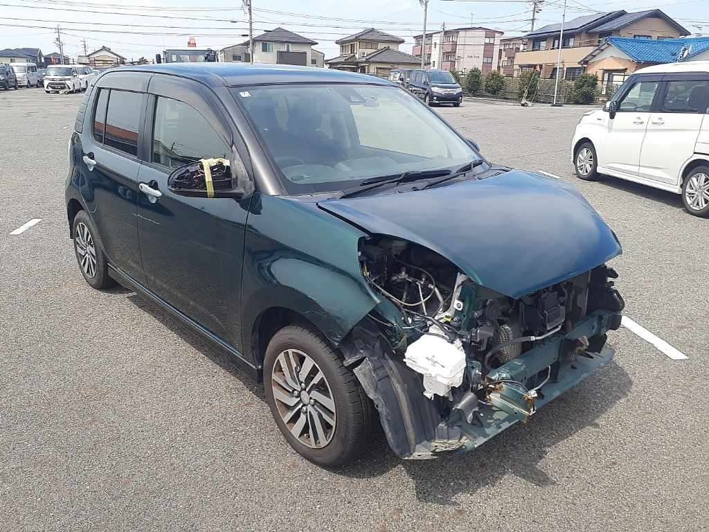 DAIHATSU BOON