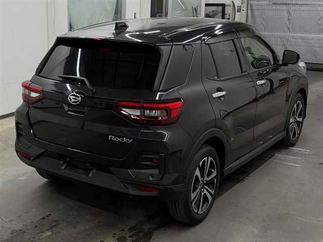 DAIHATSU ROCKY