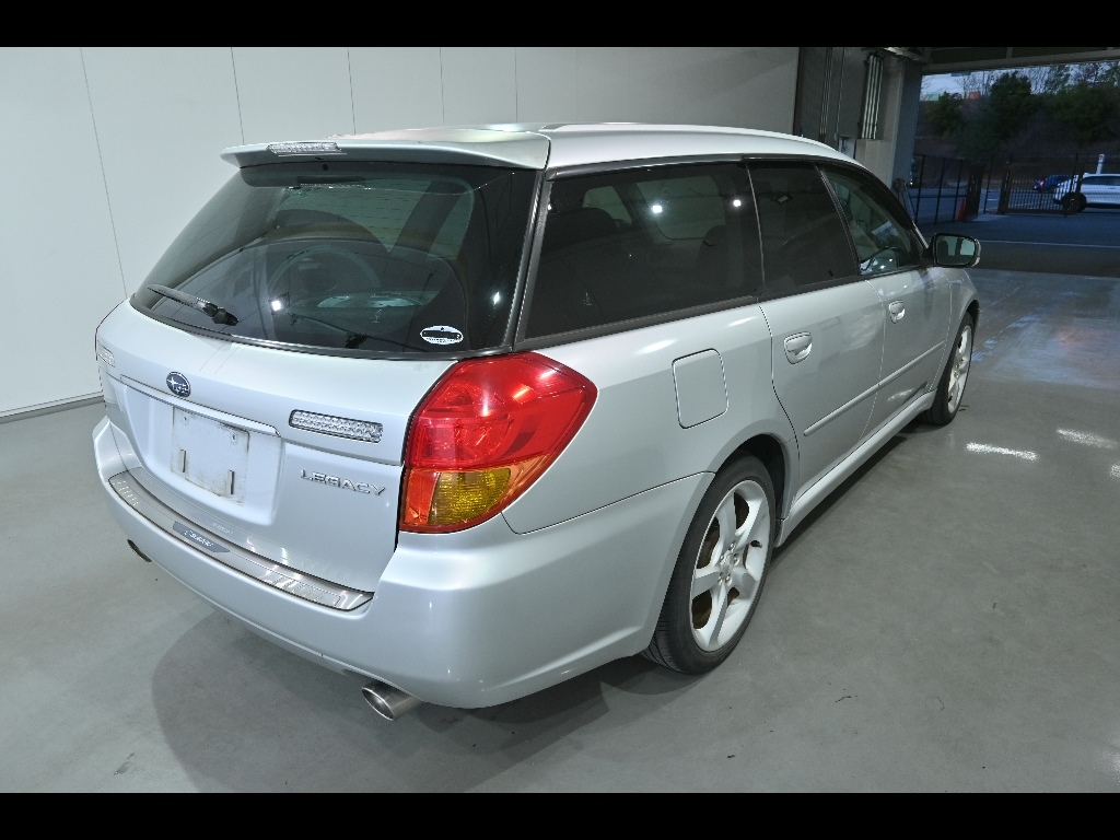 SUBARU LEGACY