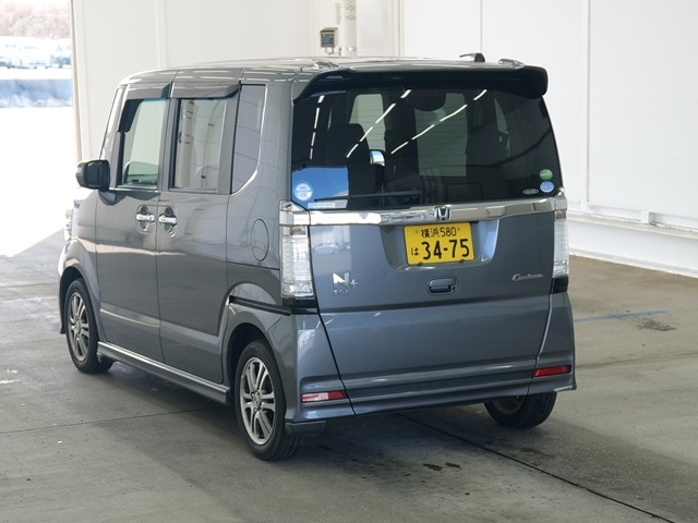 HONDA N-BOX+