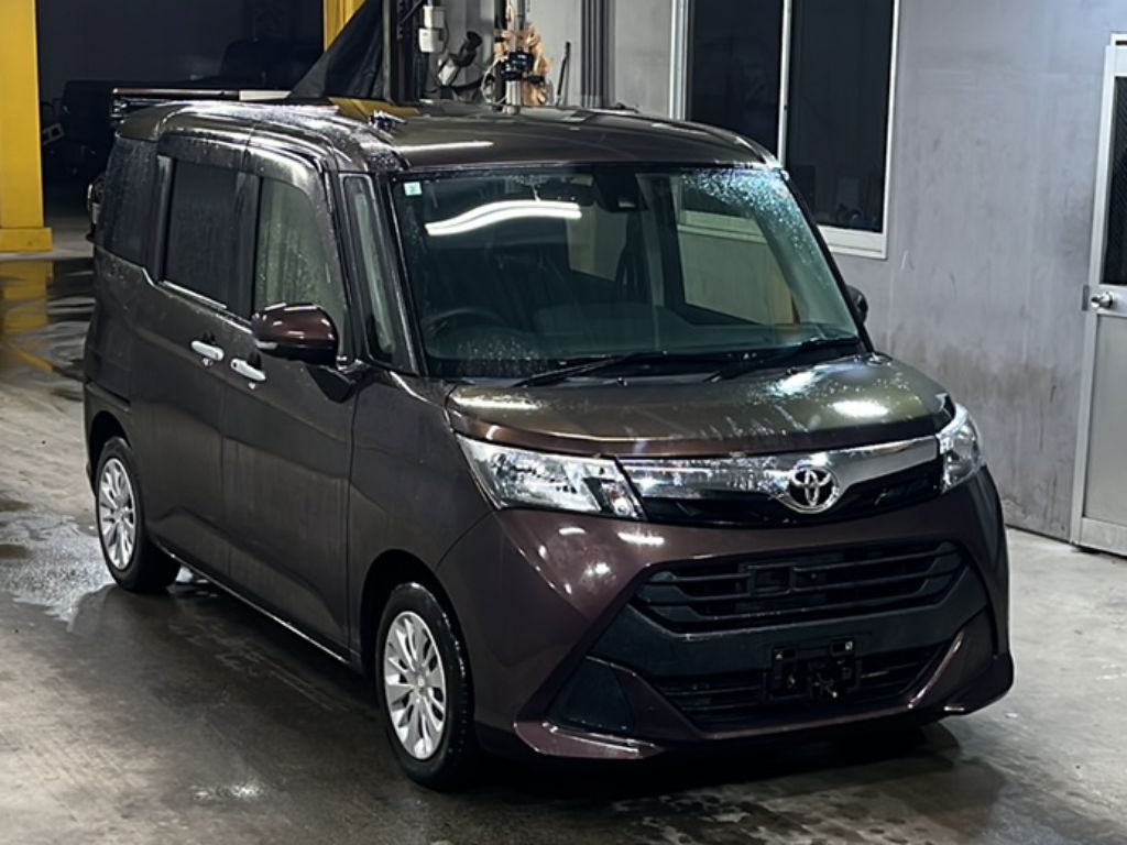 TOYOTA TANK