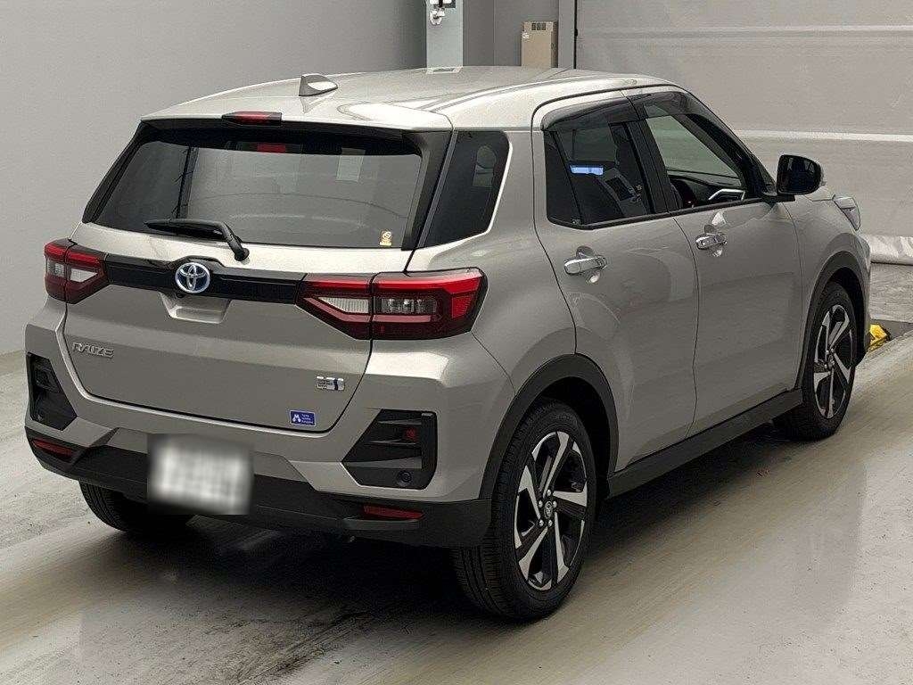 TOYOTA RAIZE