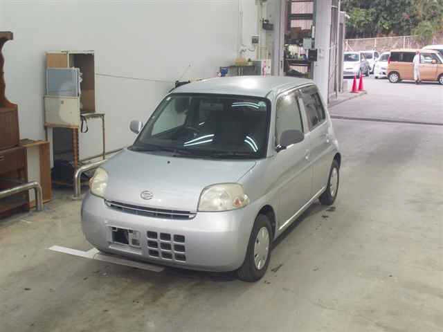 DAIHATSU ESSE