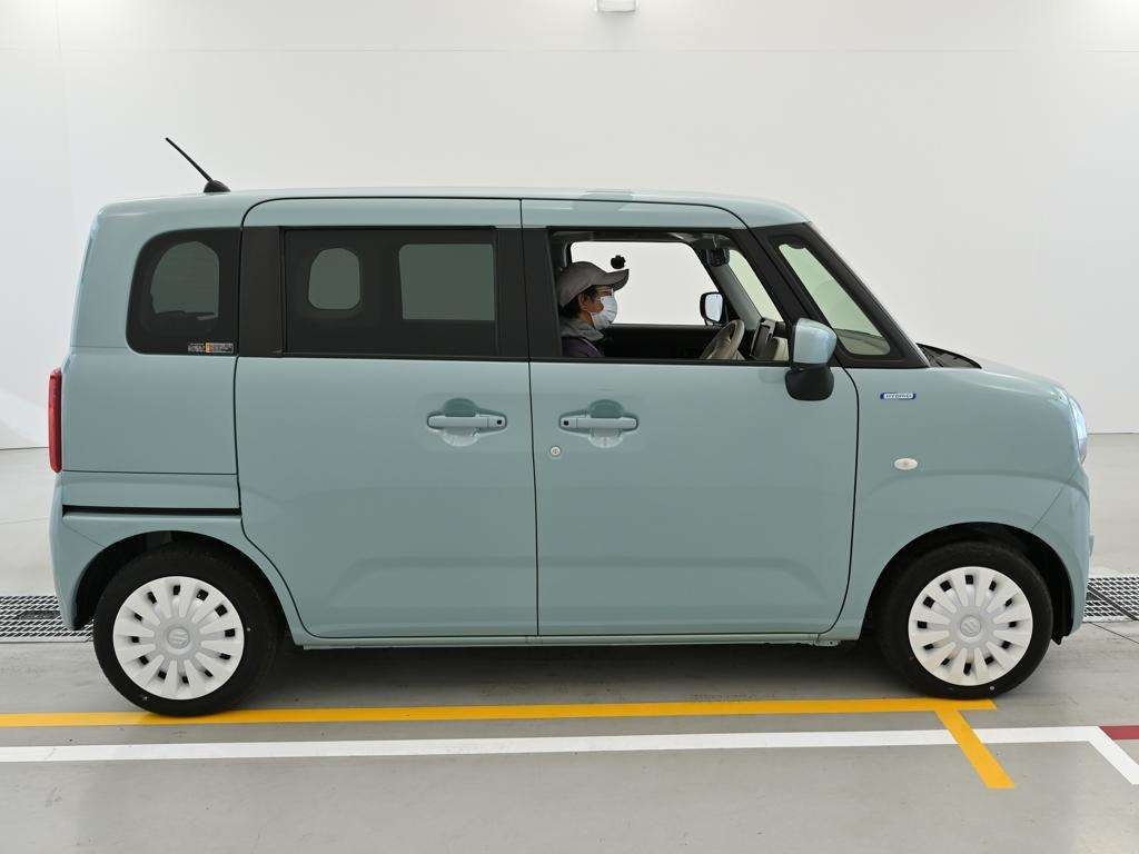 SUZUKI WAGON R SMILE