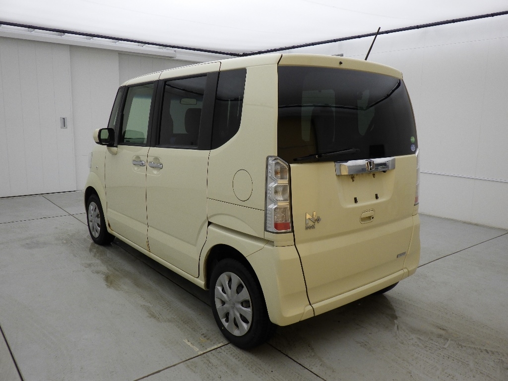 HONDA N-BOX+