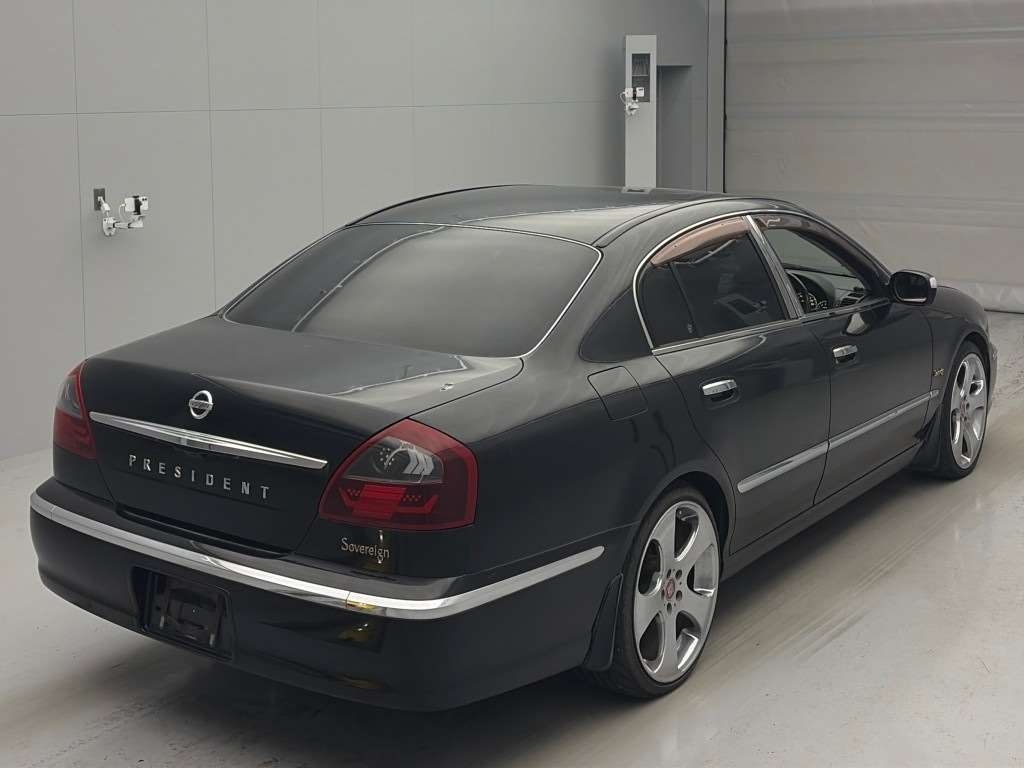 NISSAN PRESIDENT